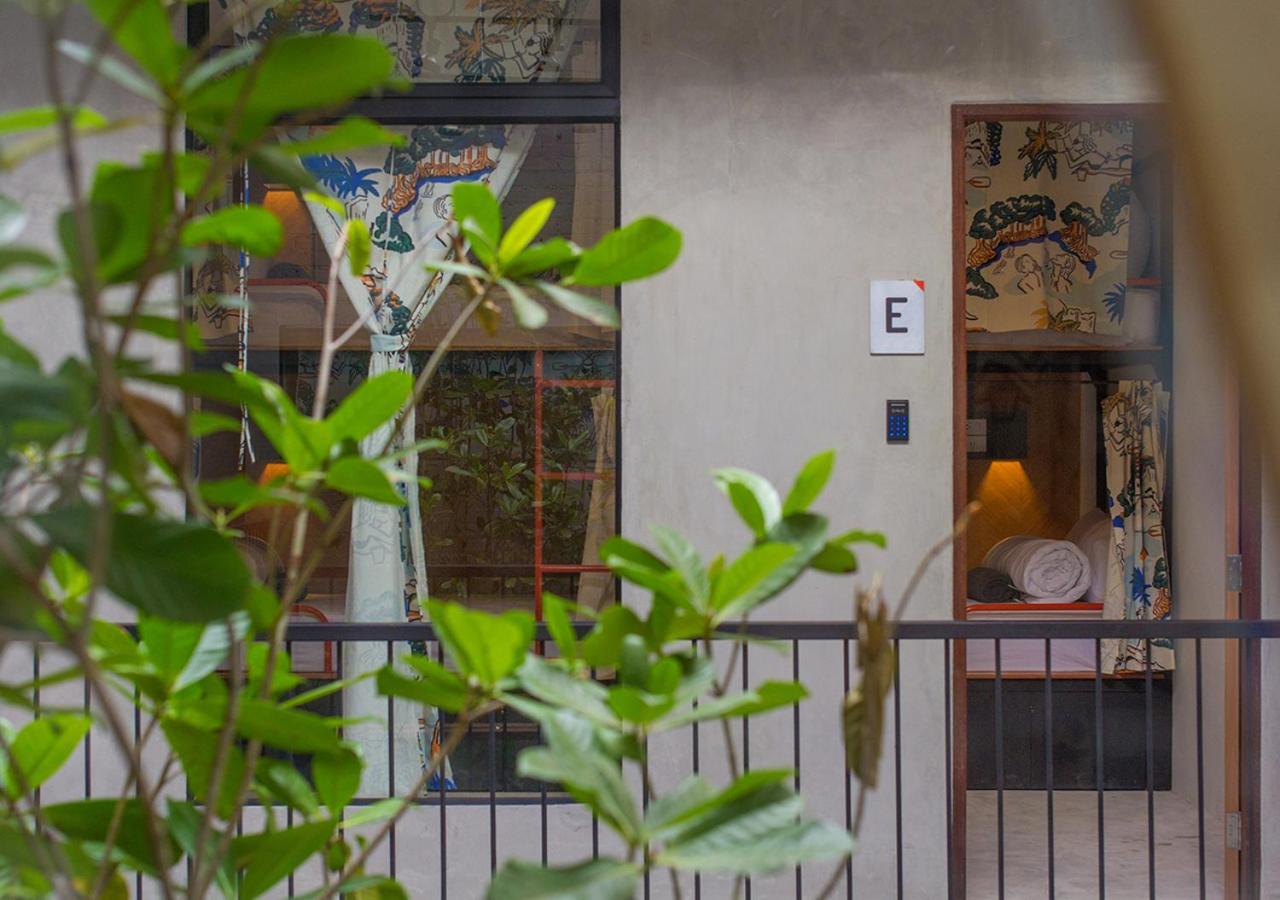 Tan Hostel X Cafe , Aonang Beach (Adults Only) Ao Nang Dış mekan fotoğraf