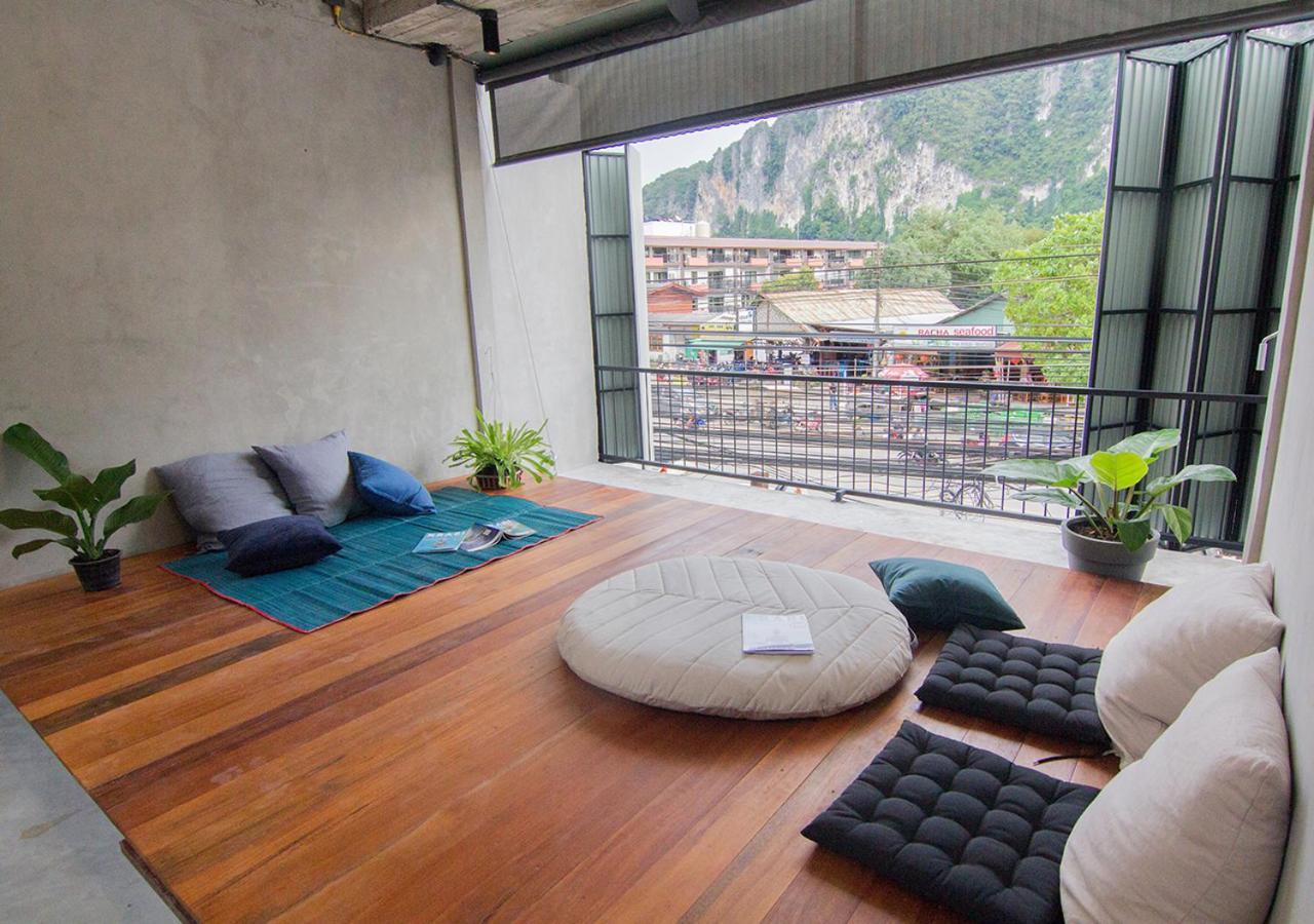 Tan Hostel X Cafe , Aonang Beach (Adults Only) Ao Nang Dış mekan fotoğraf